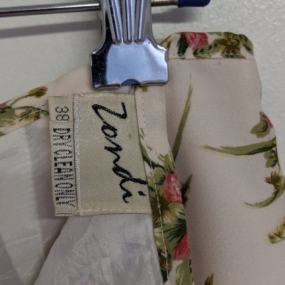 Floral Pattern Skort - Picture 9 of 15